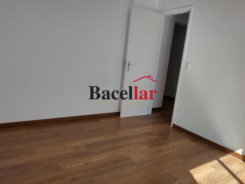 200daa77-20ae-4b92-9ddb-11ca35 - 6
