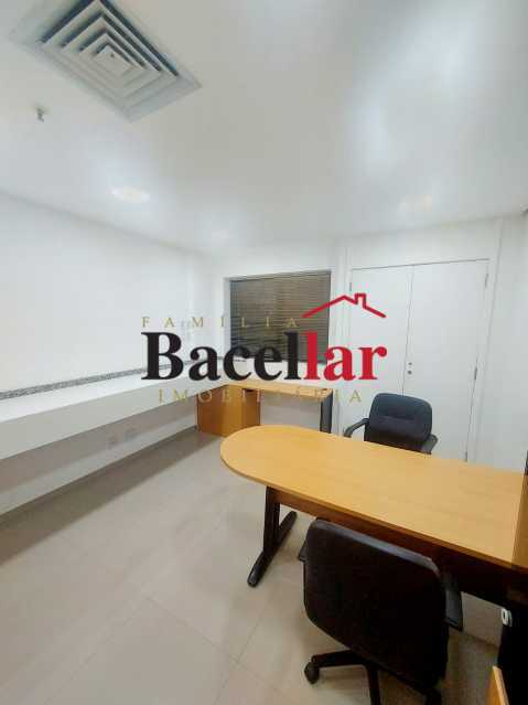 WhatsApp Image 2025-06-17 at 1 - 4