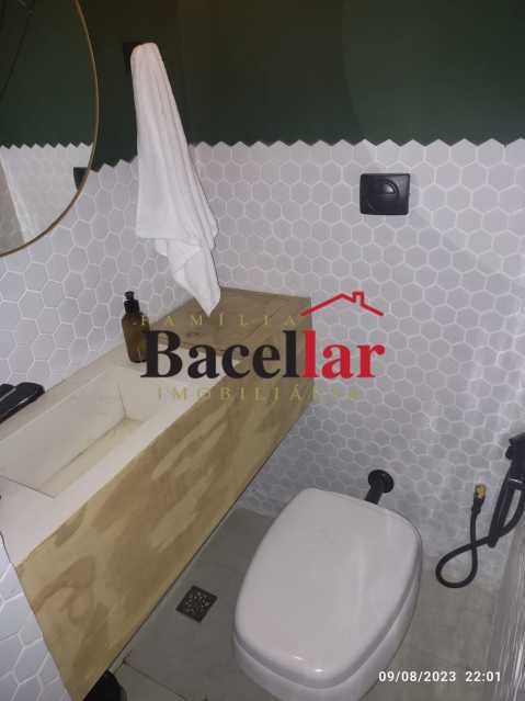 835eafcf-7a54-4f3b-9058-080700 - 21