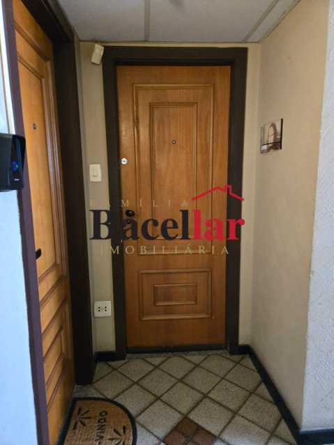 4ef3461b-901e-40bb-acee-2e99ac - 1