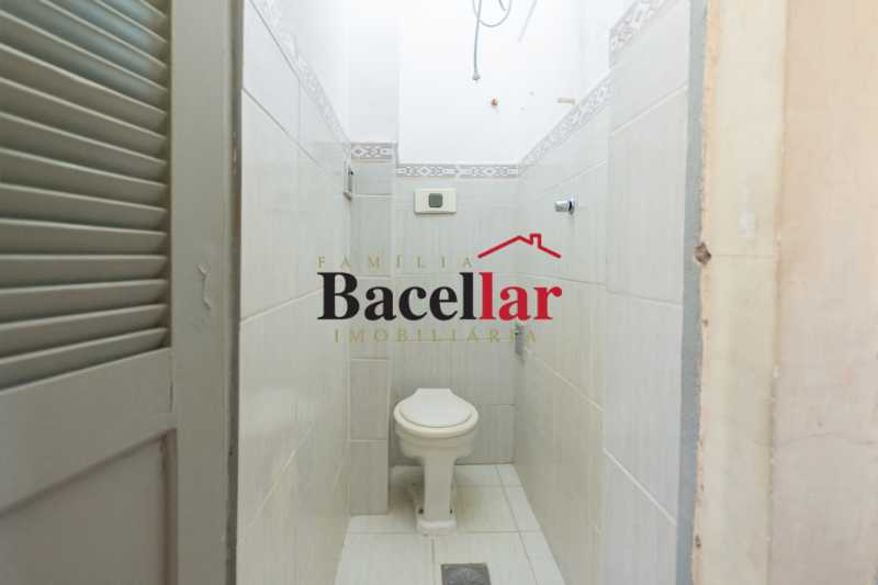 8_Banheiro de serviço - 25