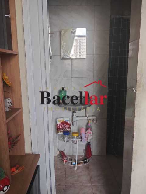 BANEIRO 02 - 12