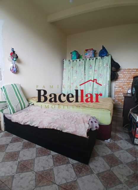 8f1f412b-1baf-4385-bd99-def0fe - 19