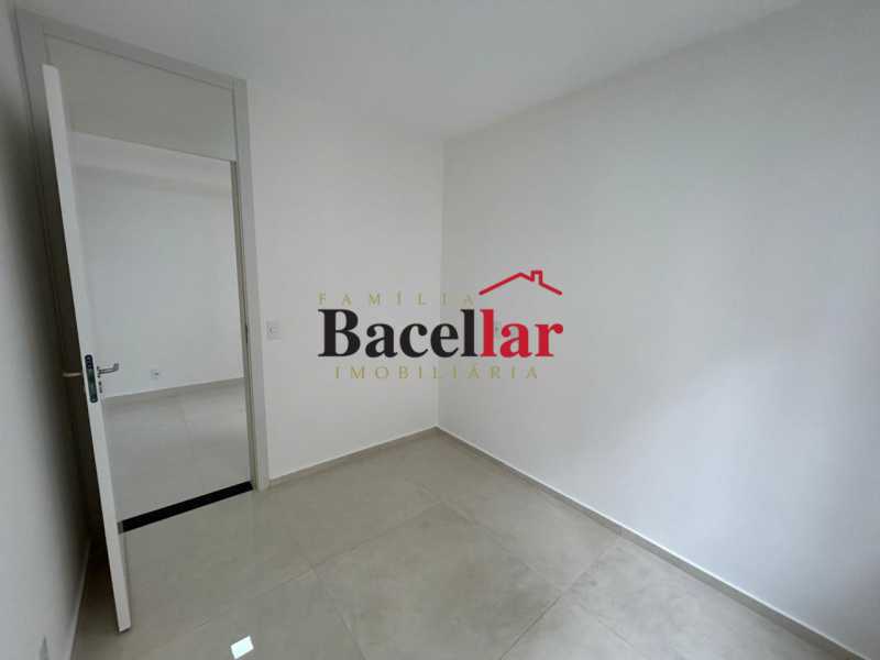 8b64162b-bd09-4d6f-b3f3-1bcec7 - 6