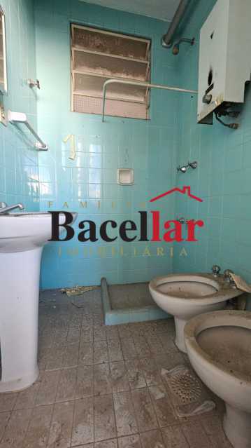 795469c9-7be4-4643-bdee-9b3b14 - 12