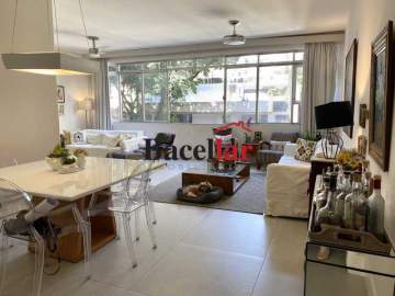 Laranjeiras - três quartos modernizado - TIAP35281