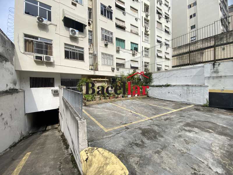 27 GARAGEM 1.1 - 27