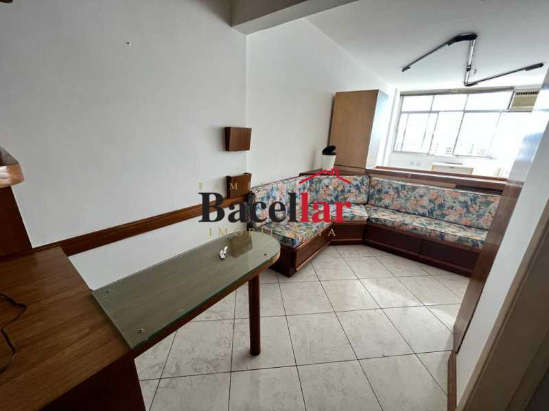 a1fa8152-7edb-49ac-9024-028d87 - 13
