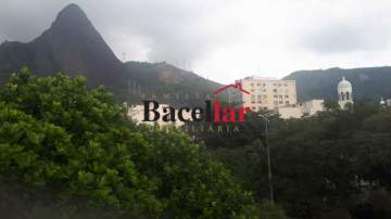 Ótima localização - Apartamento 1 Quarto, 2 salas, Varandinha e dependências completas. Grajaú - TIAP11793