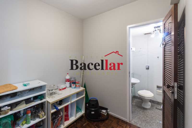 13_Quarto de serviço 1 - 24