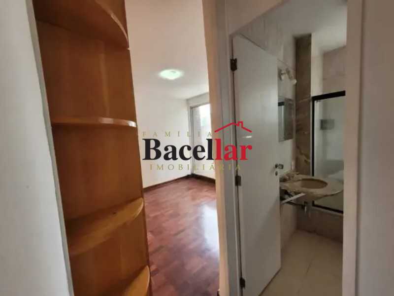 9825a544-4196-4d85-9d9f-cacfa2 - 9