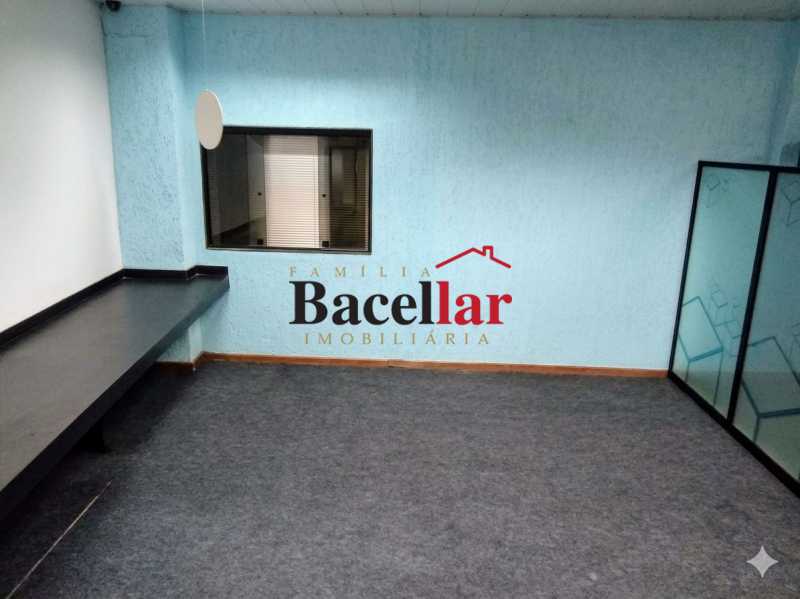 Sala 03 - 11