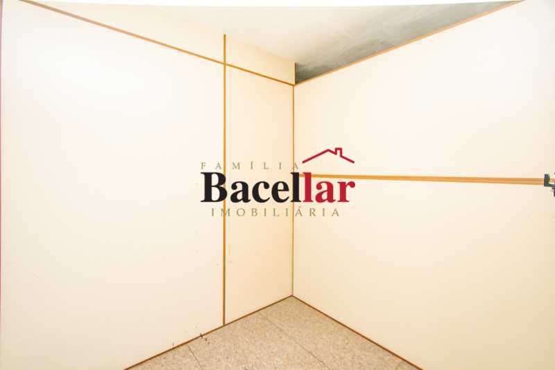 sala03-109 - 9