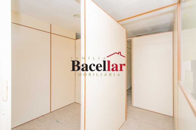 sala03-108 - 12