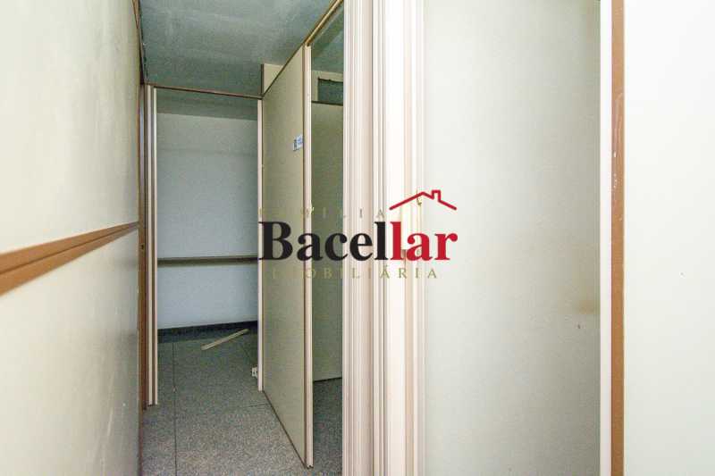 sala03-100 - 20