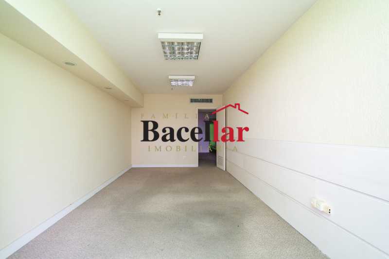 sala01-113 - 13