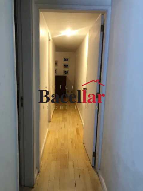 f951e573-20d8-4f09-85cd-b7e301 - 6