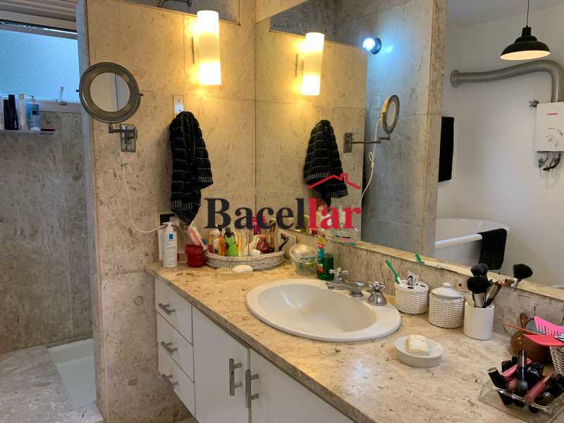 6a8499ba-fb68-486f-a07e-bf3947 - 25