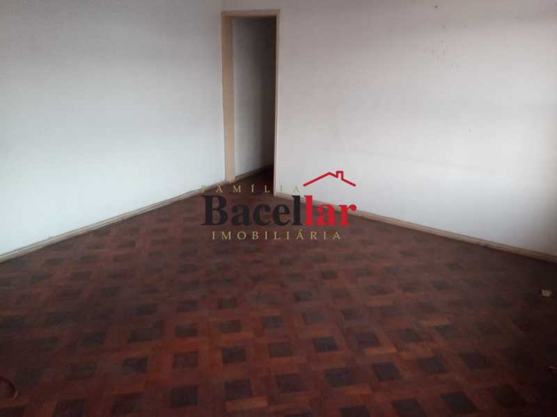 Da Sala para os quartos - 6