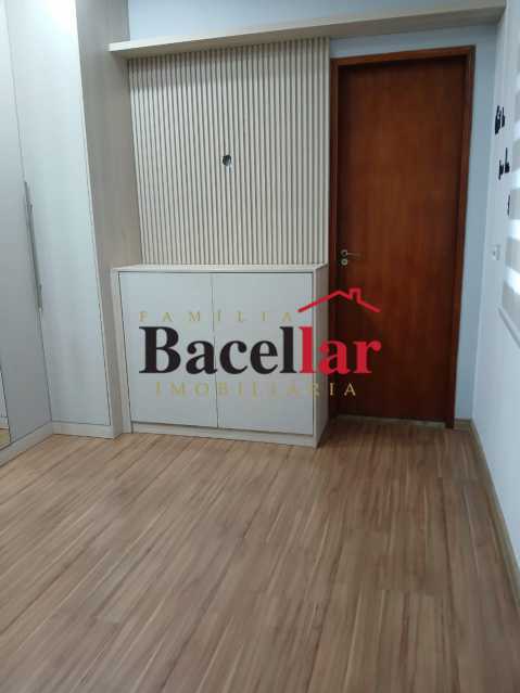 WhatsApp Image 2025-10-08 at 1 - 6