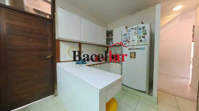 casa-com-6-quartos-a-venda-262 - 27