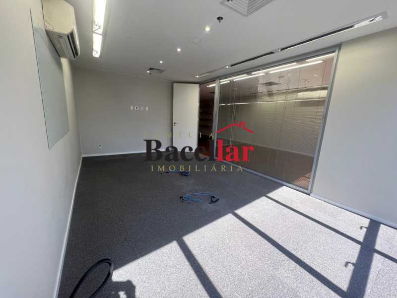 16 - ATAULFO 1351 - SALA 401 - - 8