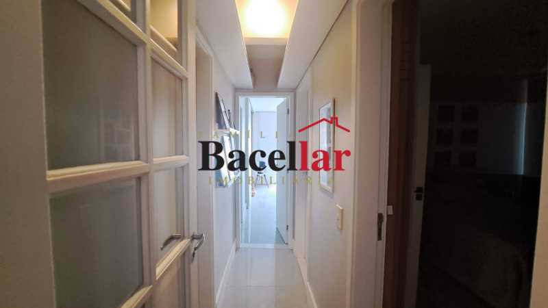 7acd6a31-030b-47bf-afab-fd9b97 - 13