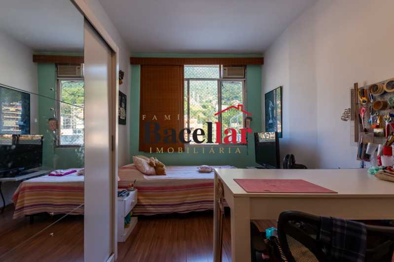 13-916779_quarto_1 - 5
