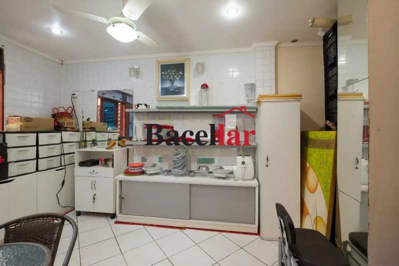 eabca37f-8a02-46bc-9a0d-ddb4ae - 14