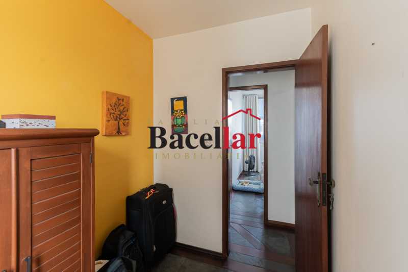 6_Quarto 3 3 - 12