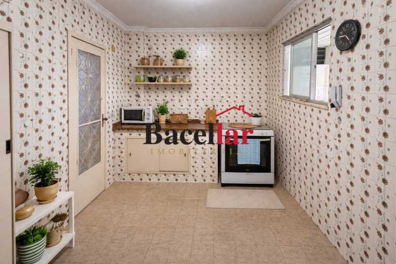 Cozinha vintage com detalhes m - 2