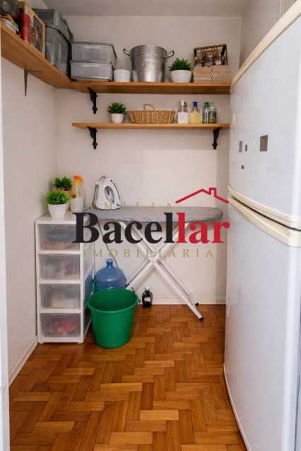 Quarto de serviço - 13