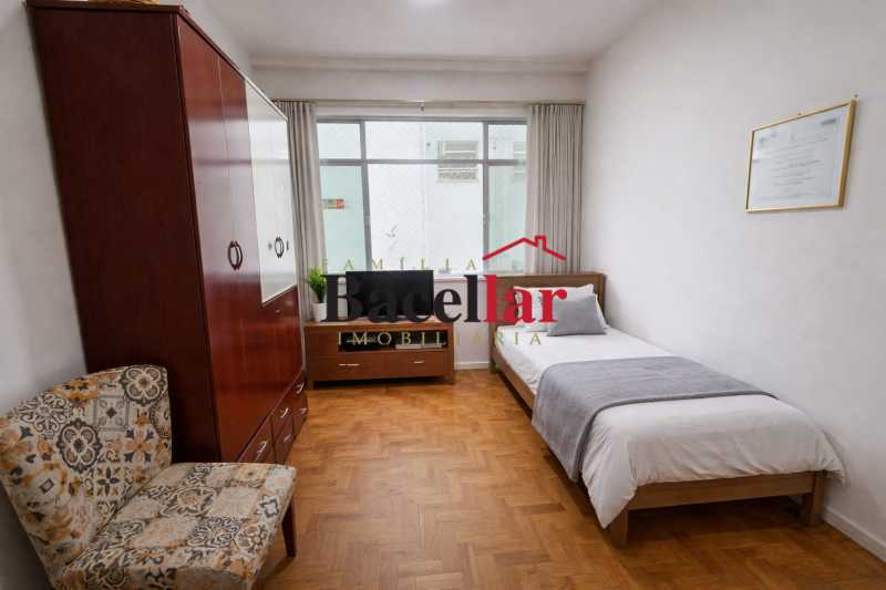 Janela Quarto 3 organizado. - 8