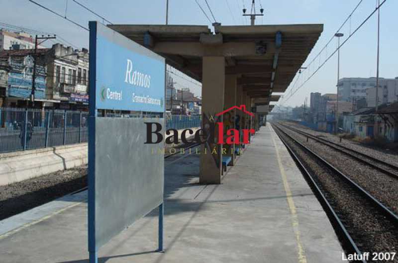 Estação de Trem de Ramos - 17