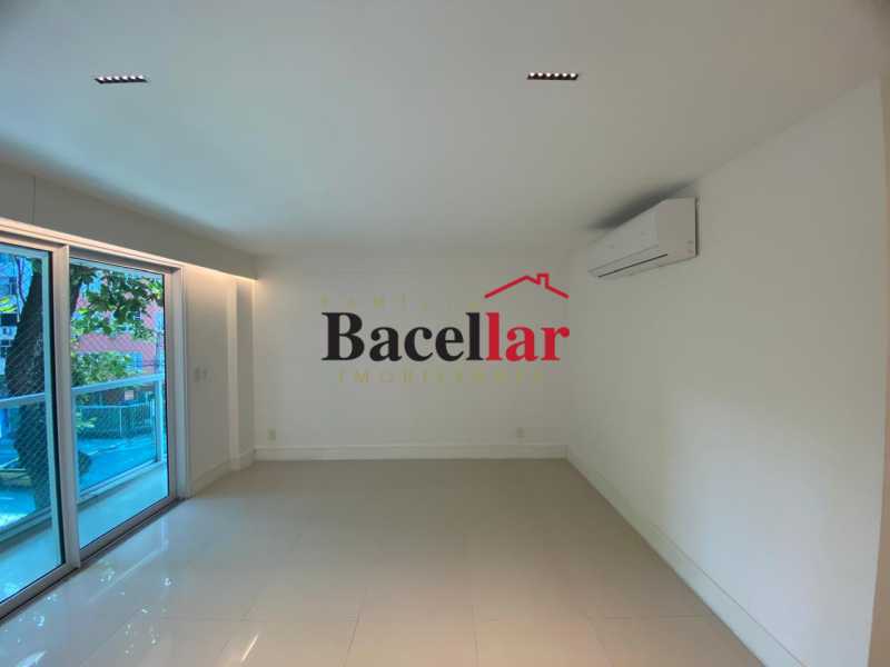 18 QUARTO SUÍTE 3.1. - 18
