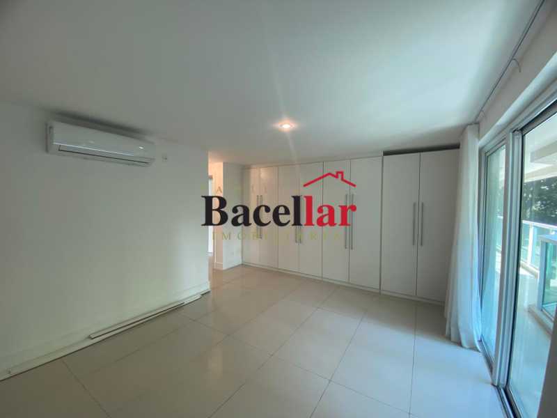 19 QUARTO SUÍTE 3. - 19