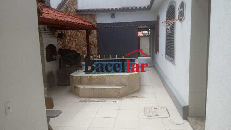 24 ÁREA DE LAZER - 24
