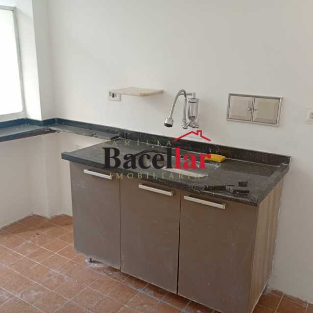 3693a3fd-0de3-4dcb-8a55-8ee69e - 13