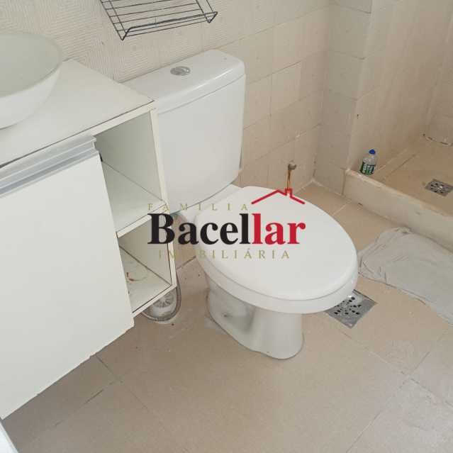 da067a2f-fb8a-45df-8d47-eb493a - 8