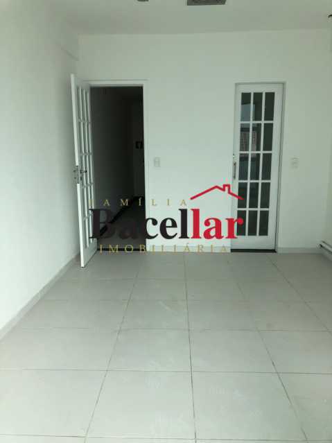 06d052e8-b1cb-4df2-beb9-233897 - 2