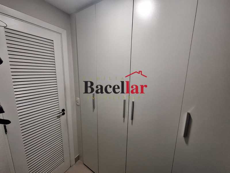 10 - 11