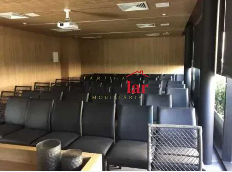 AUDITORIO - 15