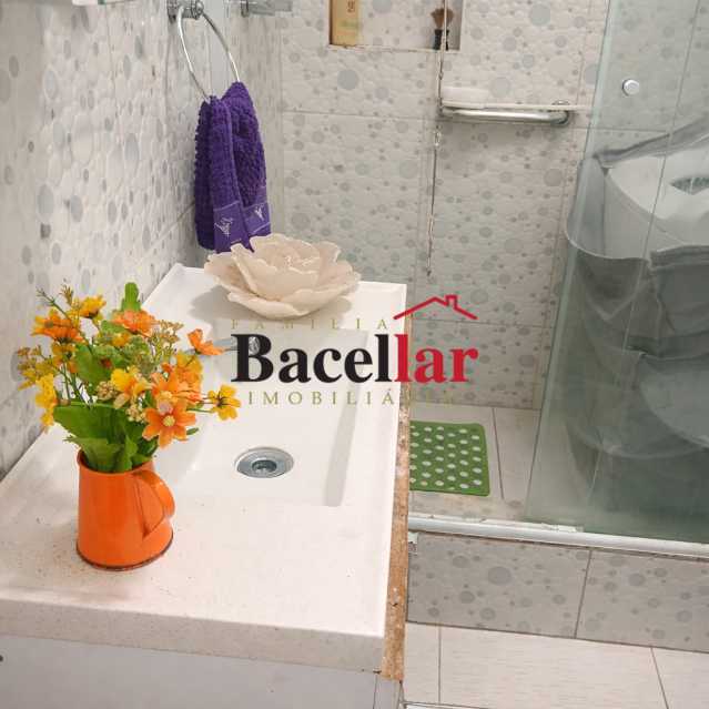 fa90edb6-ecc4-4138-8fac-af8c4f - 24
