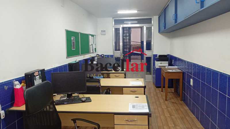 Conheça 2710517c-3986-465d-b95d-07641c do imóvel - Excelente oportunidade para negócio em prédio com 20 salas e 2.000 m2. - MEPR00028 - 27 2710517c-3986-465d-b95d-07641c - 27