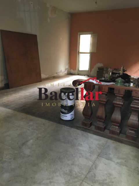 0381c444-ff97-4237-8184-e8bbb0 - 4