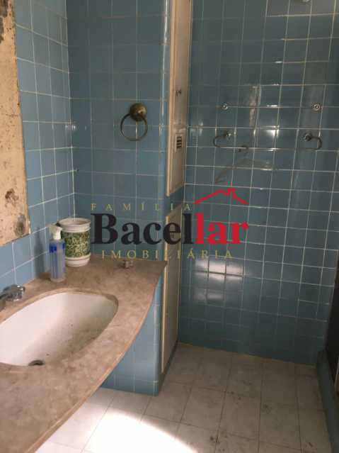 2016f40a-b2f7-4639-aeba-c3cfc3 - 17