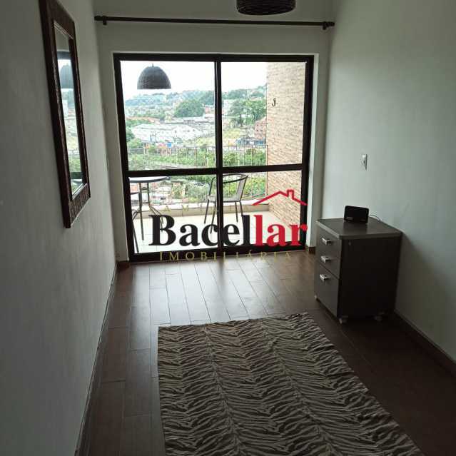 2dbeb163-f64f-431a-86d5-680331 - 7