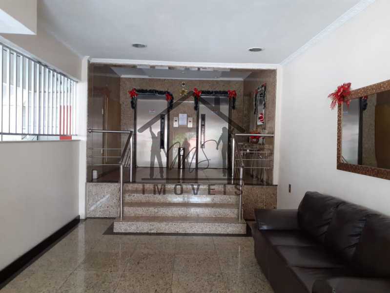 HALL  - 18