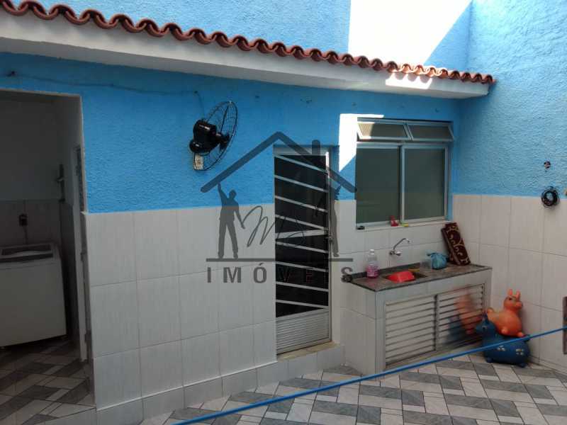 ÁREA DE SERVIÇO - 15