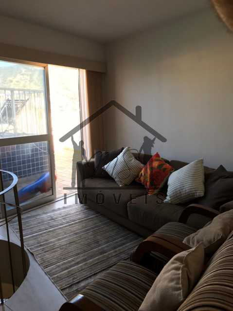 SALA1 - 26